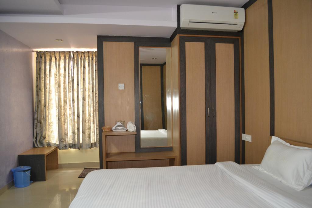 Shoba Inn-Kammanahalli Бангалор Номер фото